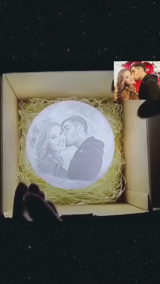 Memory Moon Lamp